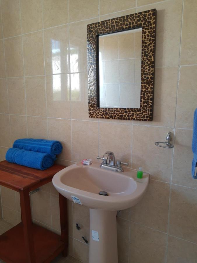 Aparthotel Sunset House Zihuatanejo Esterno foto